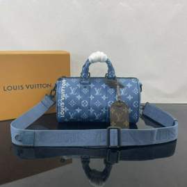 Picture of Louis Vuitton Mens Bags _SKUfw145877710fw